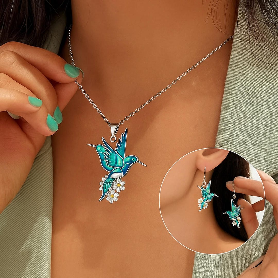 Set frumos de colier și cercei cu colibri