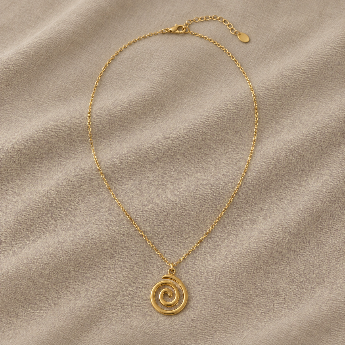 Liana – Colier cu pandantiv spirală atemporal