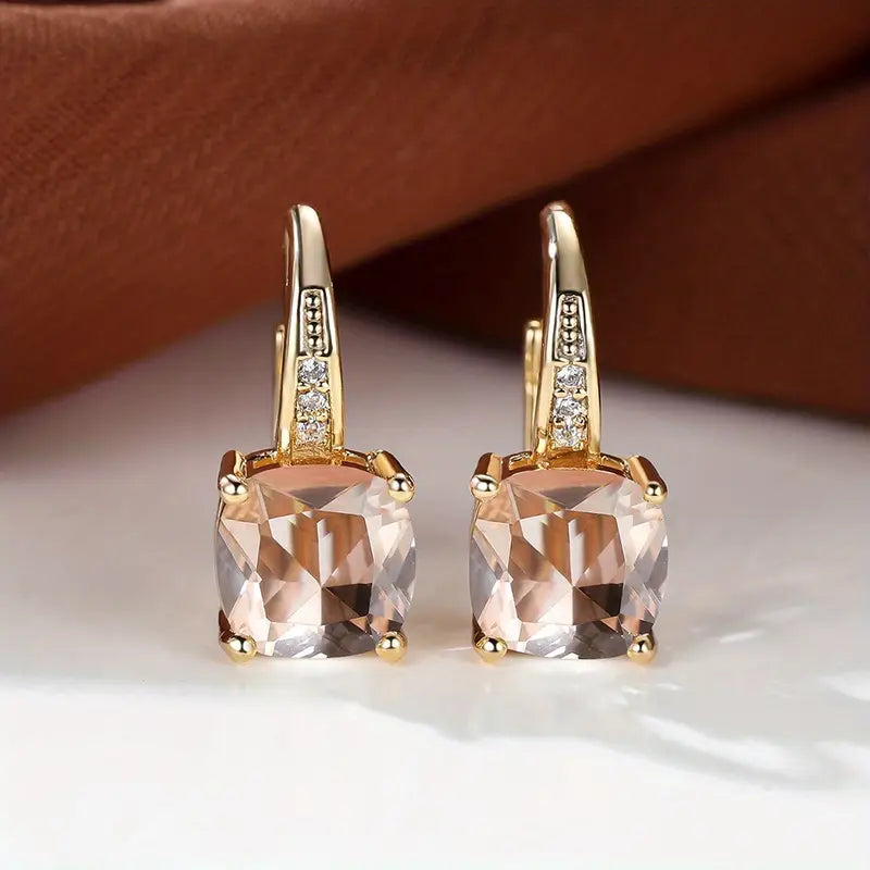 Piatră de safir mistică – Creole de culoare aurie