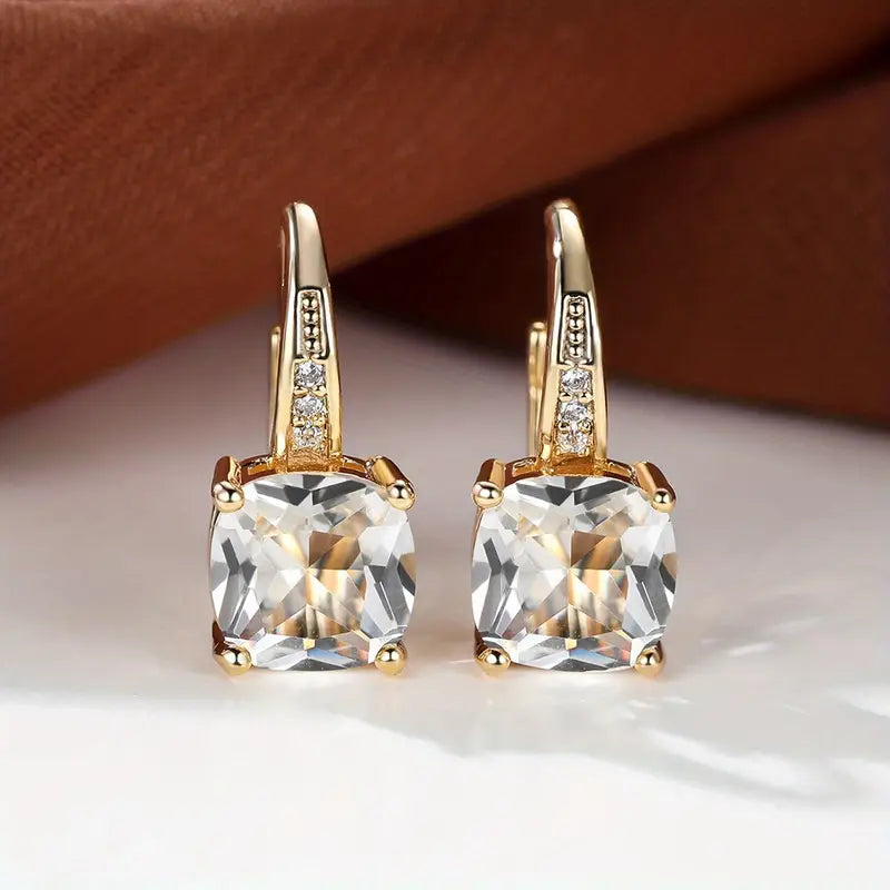 Piatră de safir mistică – Creole de culoare aurie