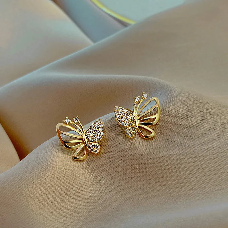 Cercei fluture eleganți cu zirconiu