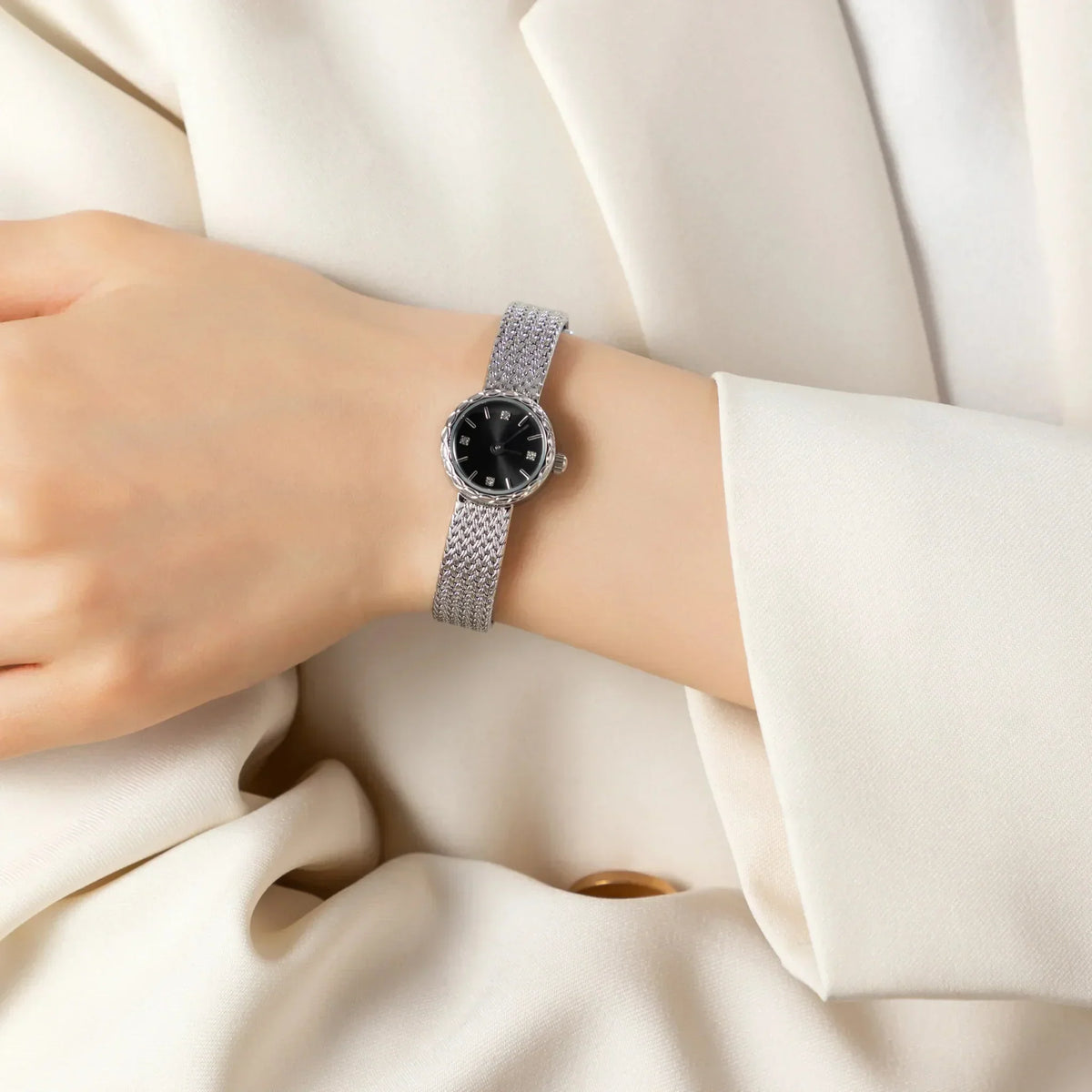 Sara – Ceas minimalist